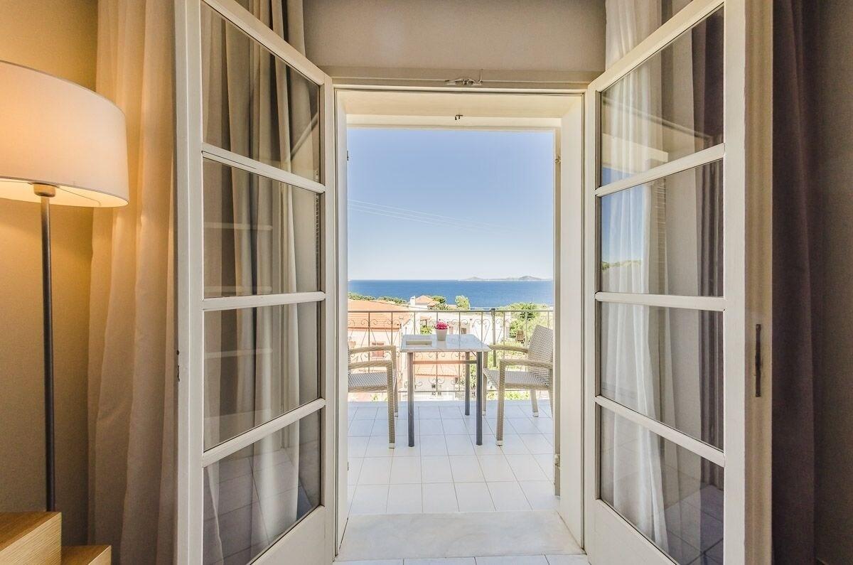 פטיטיריון Hotel Nereides מראה חיצוני תמונה