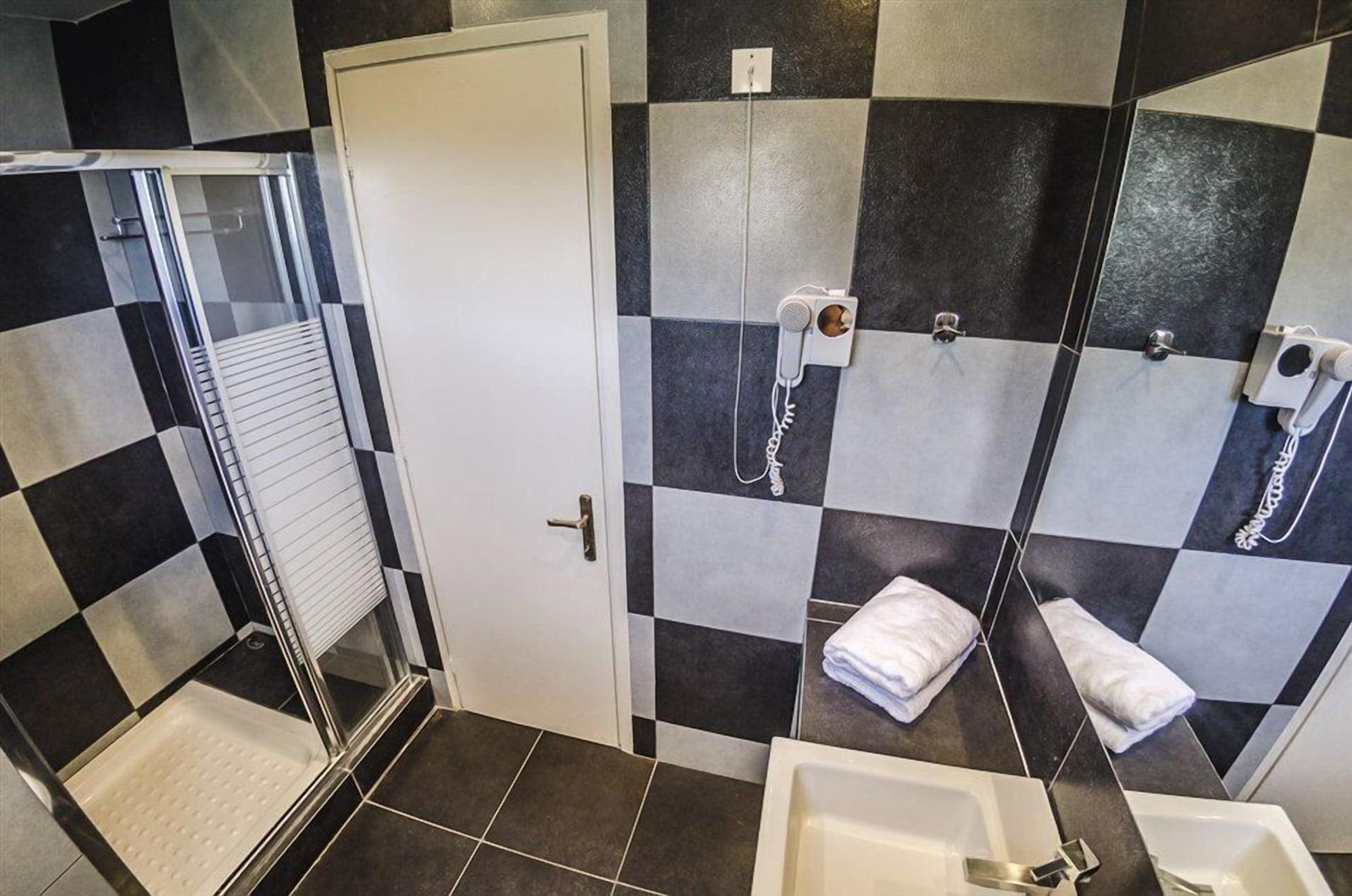 פטיטיריון Hotel Nereides מראה חיצוני תמונה
