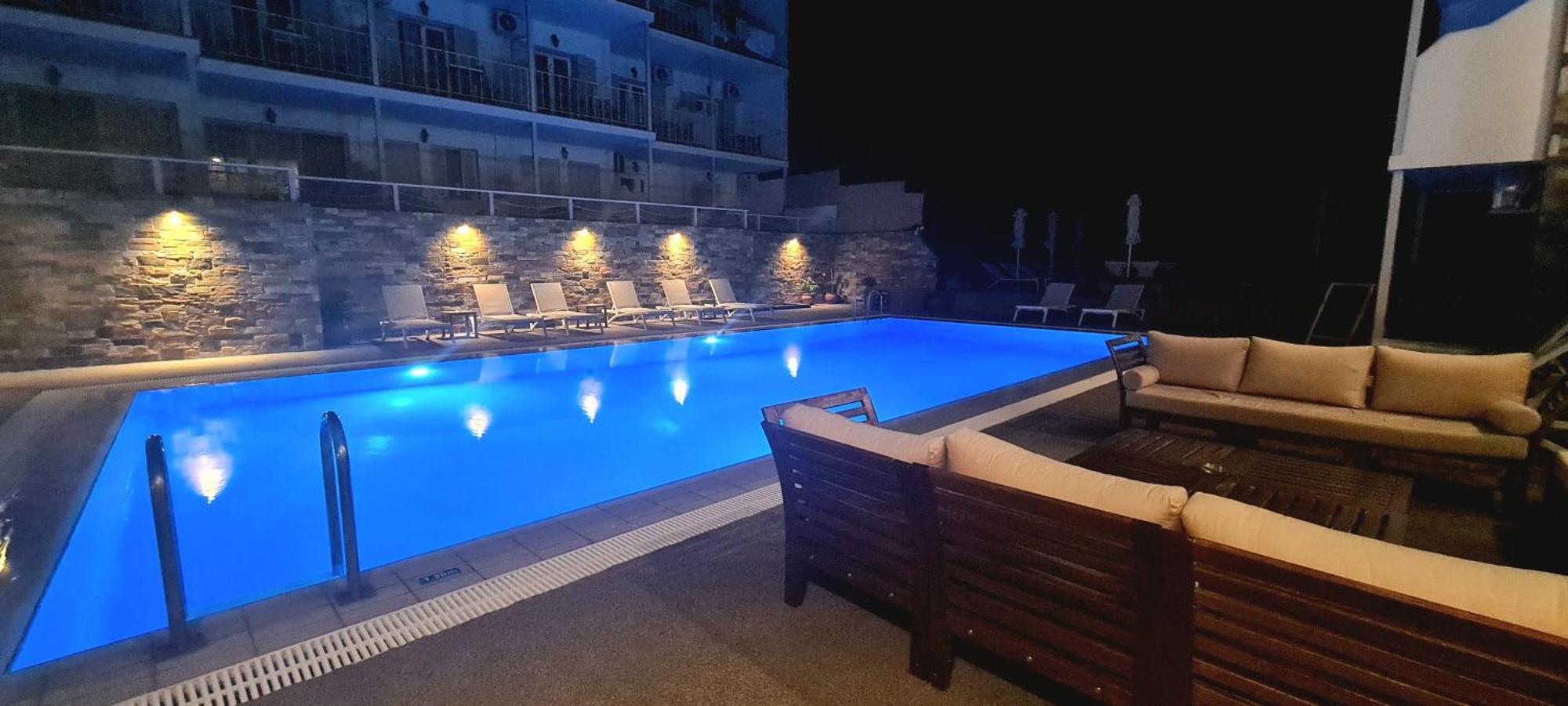 פטיטיריון Hotel Nereides מראה חיצוני תמונה