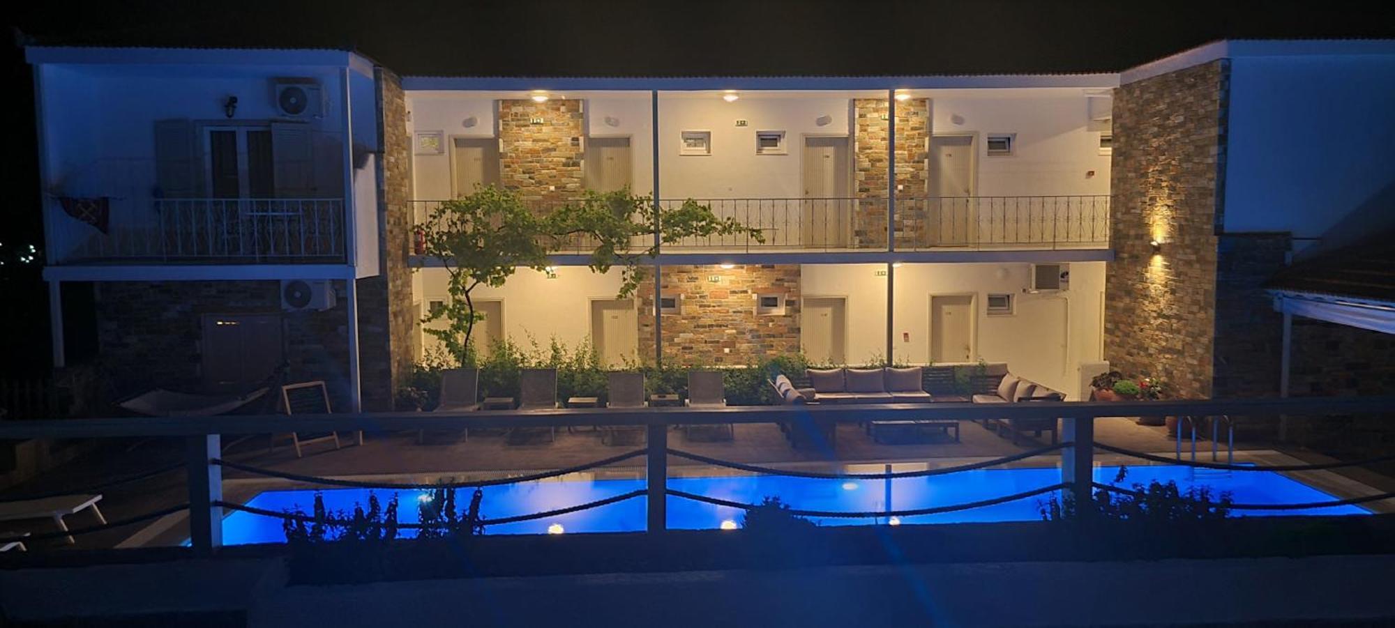 פטיטיריון Hotel Nereides מראה חיצוני תמונה
