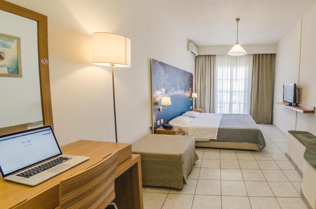 פטיטיריון Hotel Nereides חדר תמונה